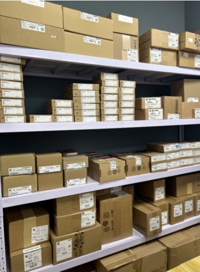 AB Allen Bradley 2097-V34PR5-LM Kinetix 350 Servo Drive 2.0kW 3-Phase 400/480VAC