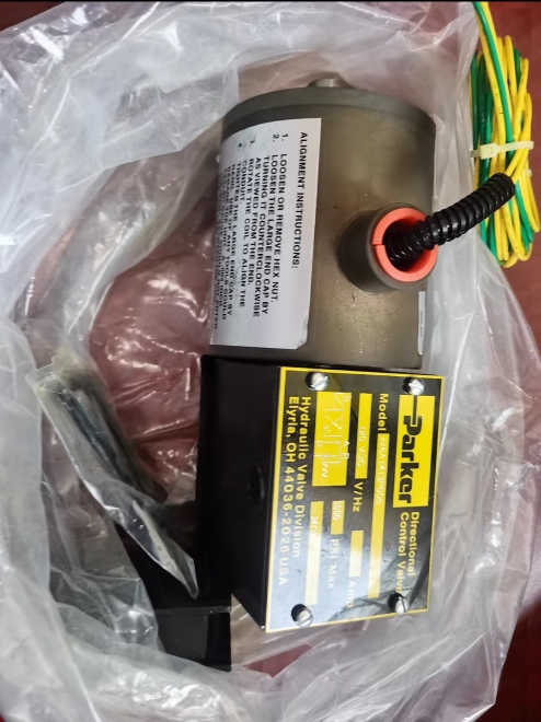 226A1413P004 New GE Solenoid Valve