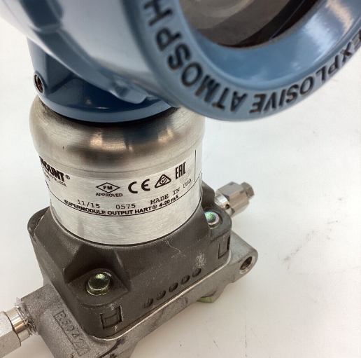 New Rosemount 3051 Digital Pressure Transmitter 3051S1CD2A2A11A1AQ4M5 3626 Psi