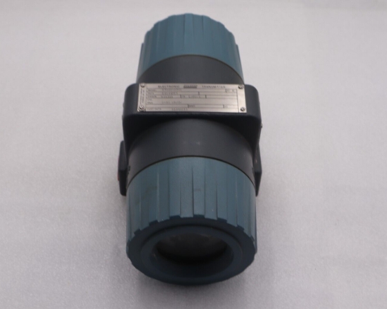 New Foxboro 870CC-07-N Electronic Transmitter