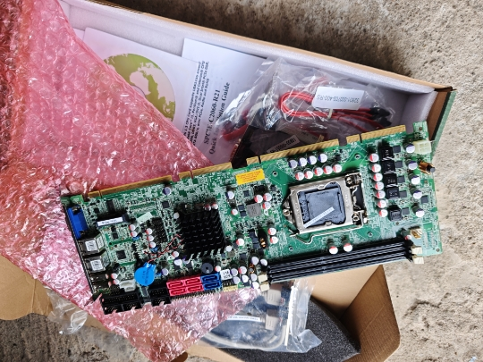 New IEI SPCIE-C2060-R21 Embedded Full-size PICMG 1.3 CPU Card Boards