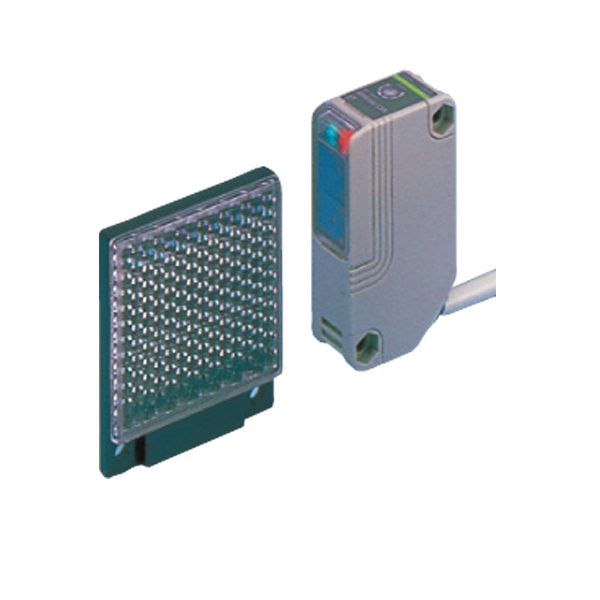 NX5-PRVM5A New Panasonic Compact Multi-voltage Photoelectric Sensor
