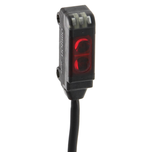 E3T-SL13 New Omron Limited-reflective Sensor