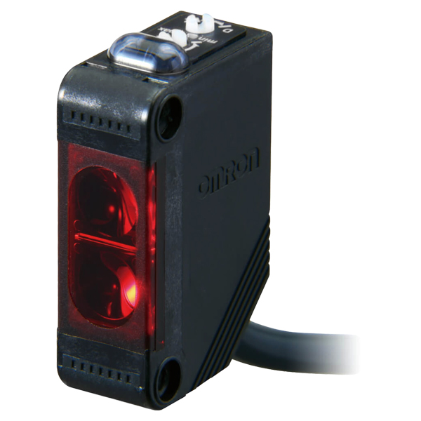 E3Z-R61 New Omron Retroreflective Sensor